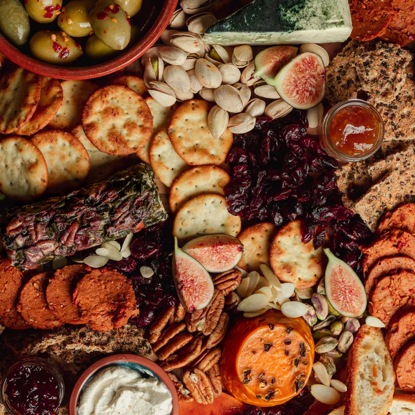 How to Make a Holiday Vegan Cheese Board Two Market Girls