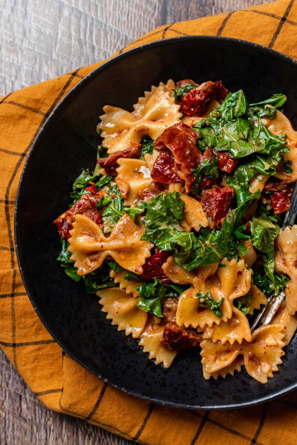 Creamy Sundried Tomato Pasta (Vegan) Two Market Girls